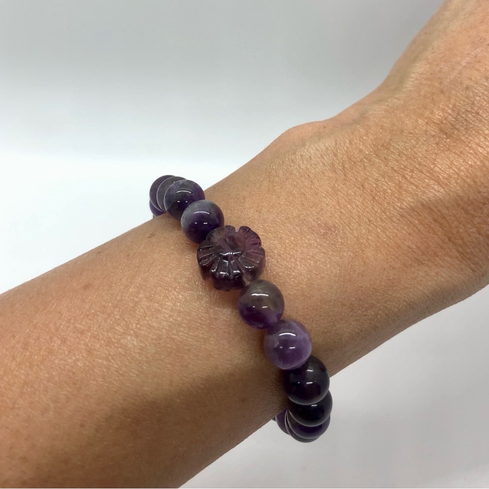 Amethyst Gemstone Beaded Bracelet - Picture 4 of 7
